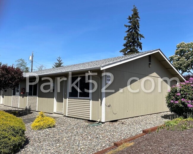 Primary Photo - 4318 S Alder St