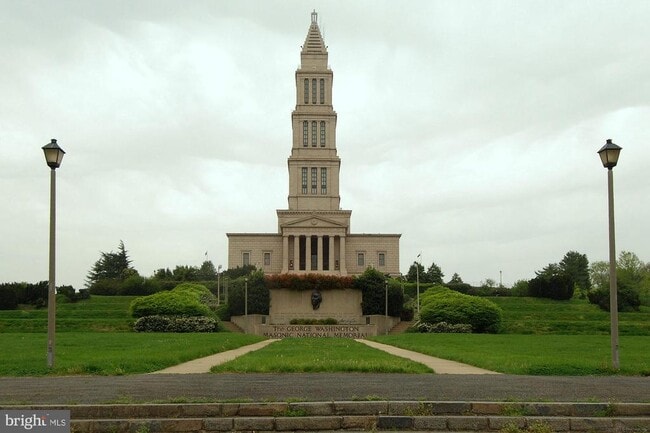 Building Photo - 101 N West St