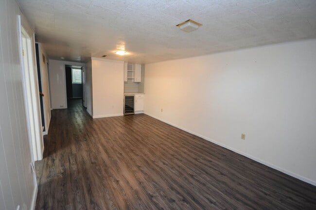 Building Photo - Ranch style home with incredible updates throughout!