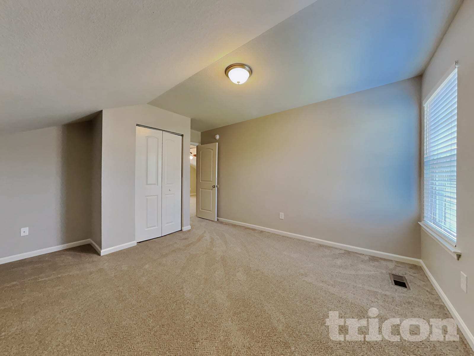 Building Photo - 302 Merchants Dr