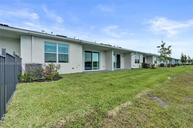 Building Photo - 3783 Harborside Ave