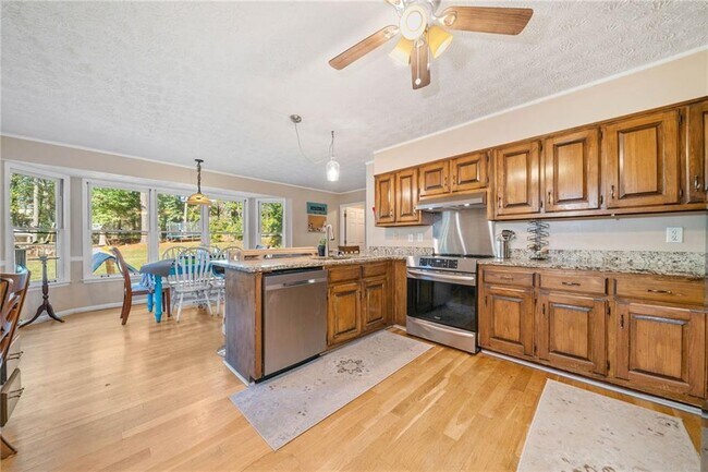 Building Photo - 210 Timber Laurel Ct