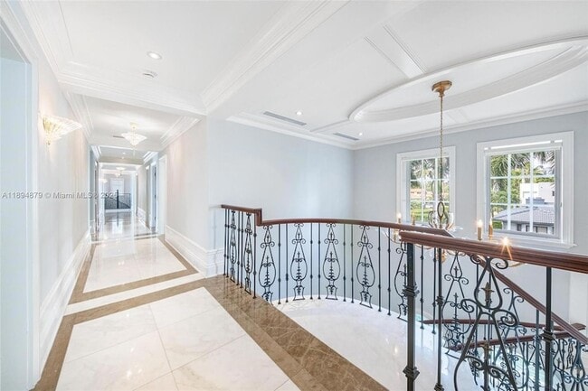 Building Photo - 1331 Bay Terrace