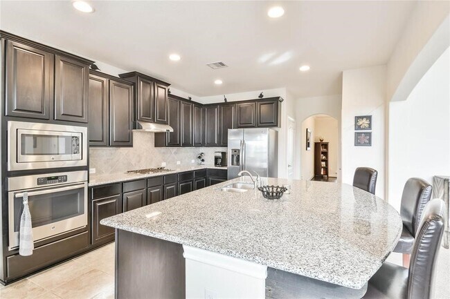 Building Photo - 1236 Laurel Lp