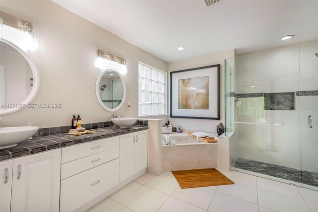 Building Photo - 11030 Harbour Springs Cir