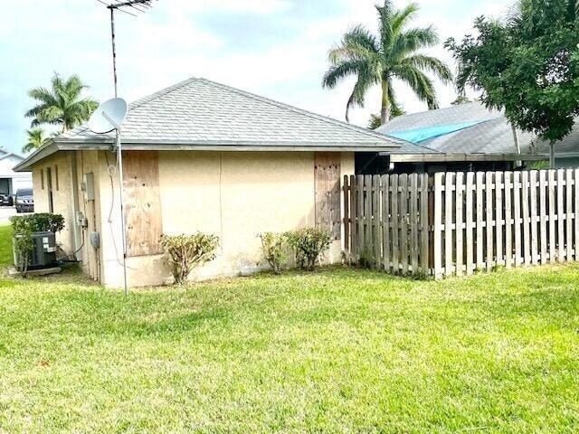 Building Photo - 1322 Pines Ln