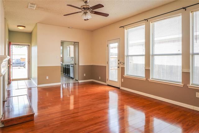 Building Photo - 4400 Park Creek Ct