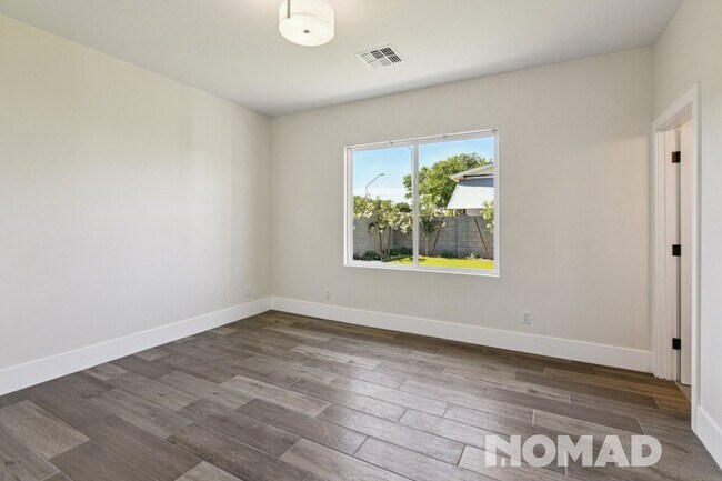 Building Photo - Brand New Charming 3BR House in Gilbert