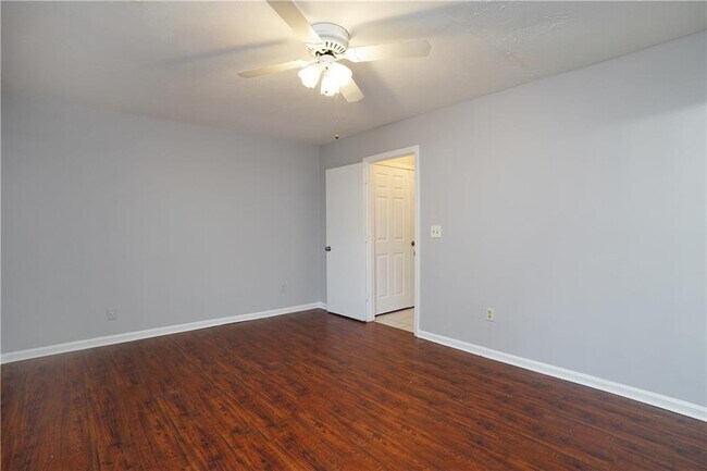 Building Photo - 2455 Landington Way NW