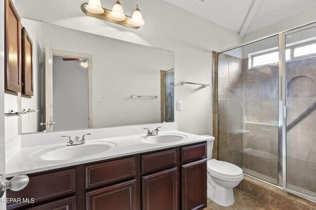 Building Photo - 14438 Miguel Terrazas Dr