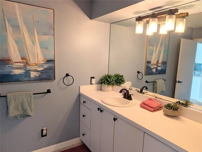 Building Photo - 2934 Gulf of Mexico Dr