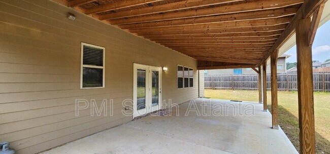 Building Photo - 633 Amrose Way