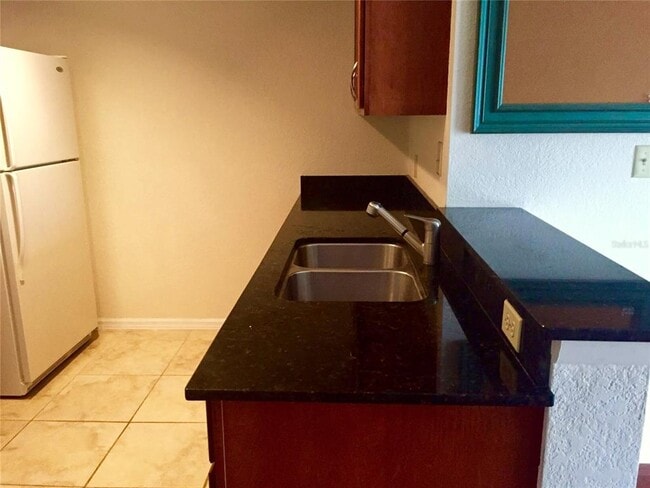 Building Photo - 10263 Gandy Blvd N