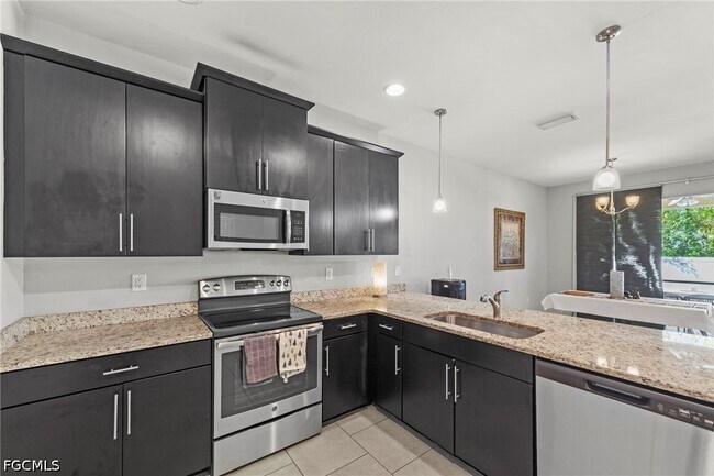 Building Photo - 3768 Tilbor Circle