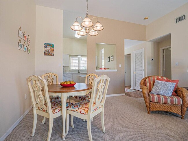 Building Photo - 5010 Harmony Cir
