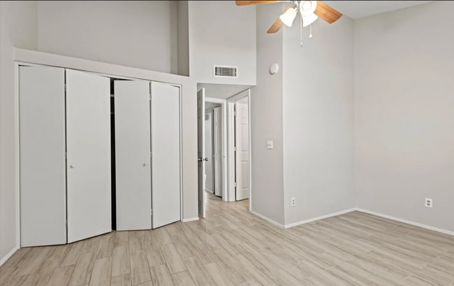 Building Photo - 7977 W Wacker Rd