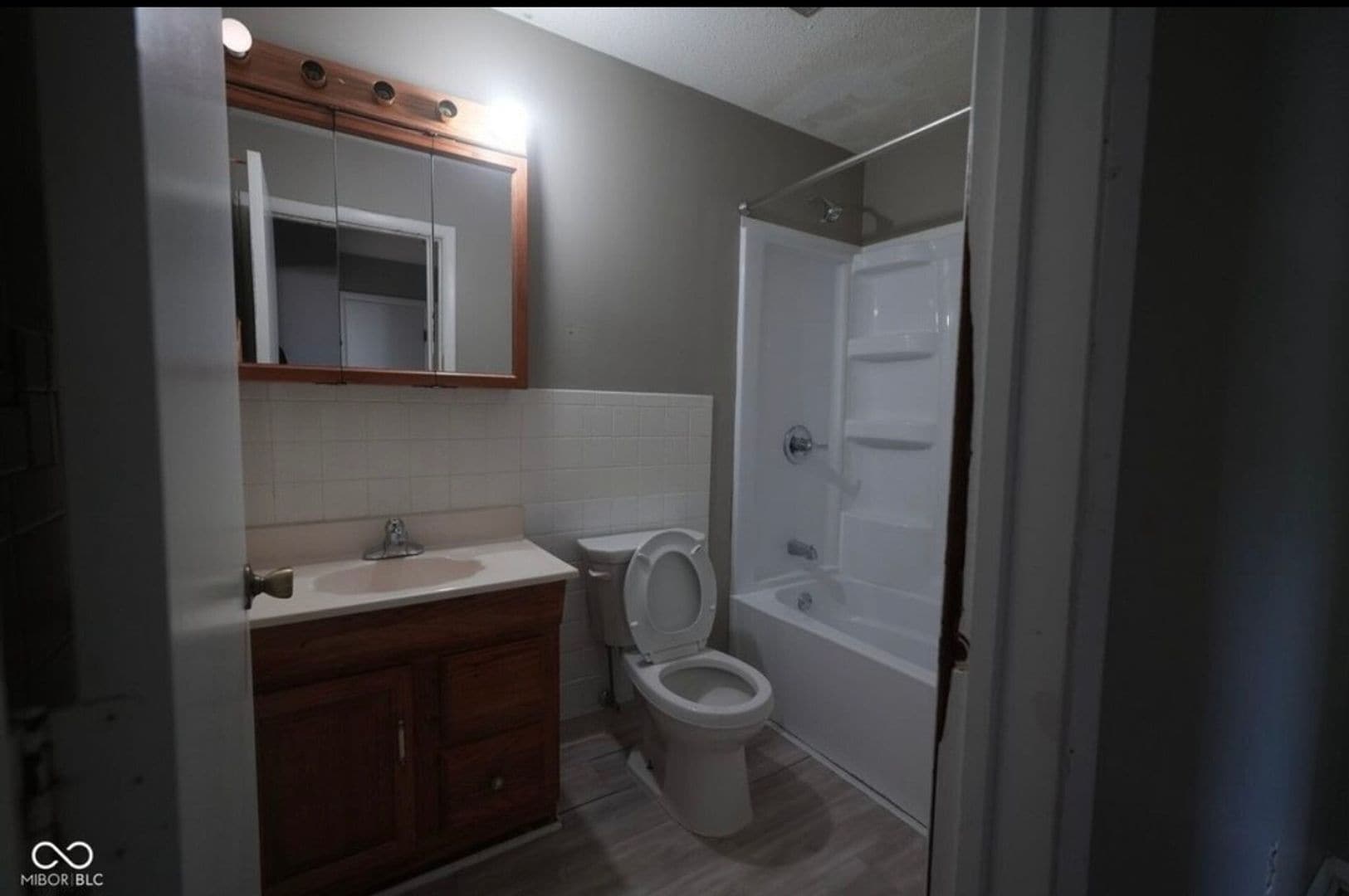 Building Photo - 2813 Del Prado Dr