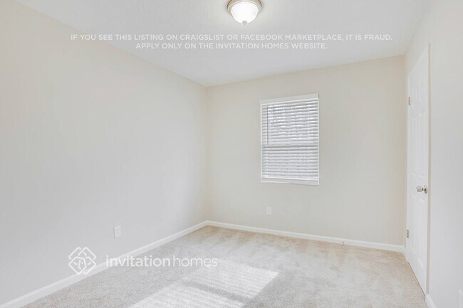 Building Photo - 834 Forest Path