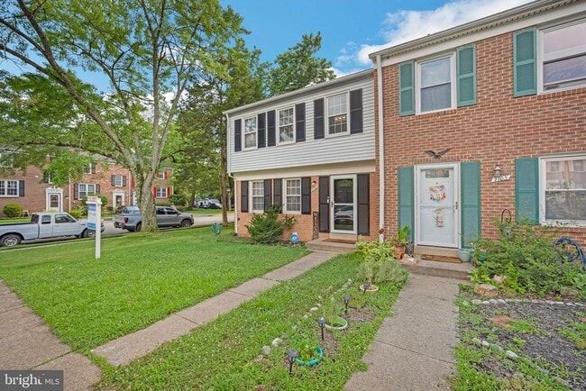 Building Photo - 7701 Durer Ct