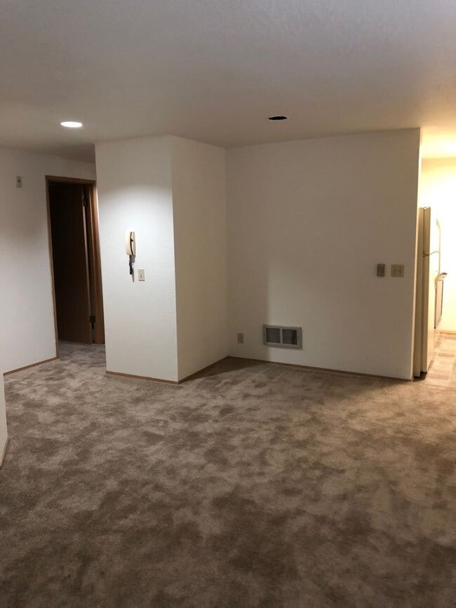 Interior Photo - Koru Court