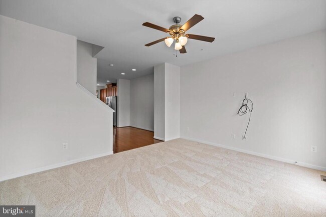 Building Photo - 23177 Ambrosia Ln