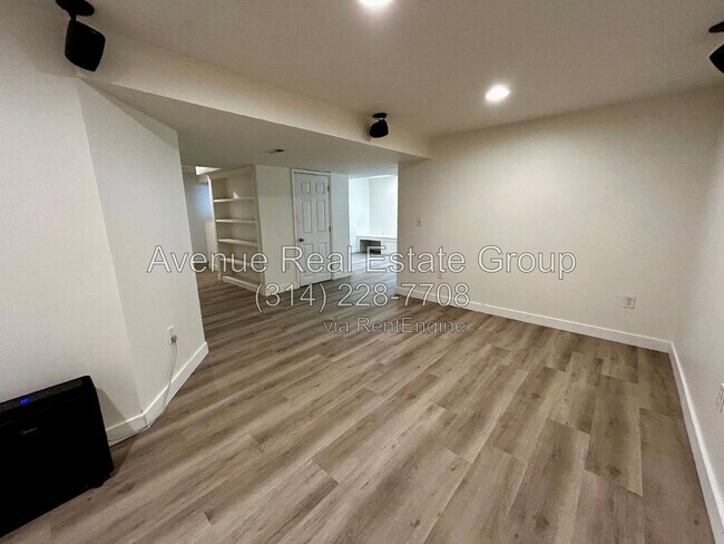 Building Photo - 203 Hawksbury Pl
