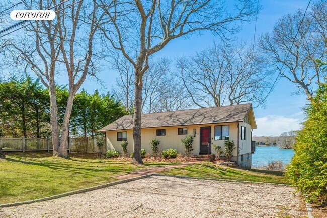 Building Photo - 43 Bluff Point Rd