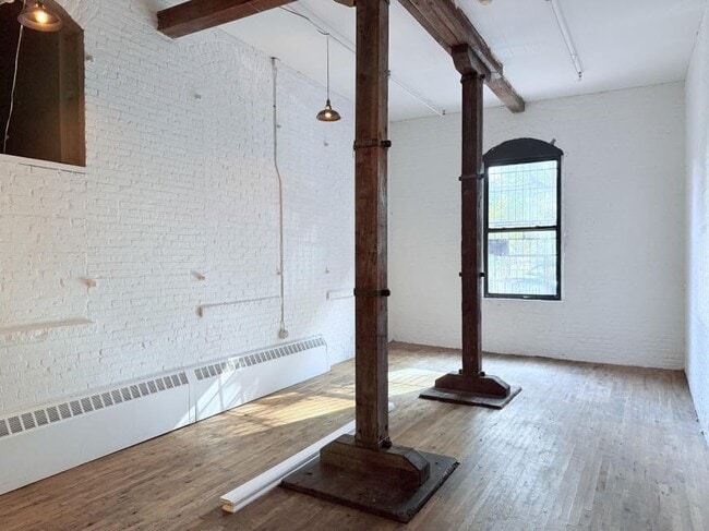 Primary Photo - 1 bedroom in Brooklyn NY 11231