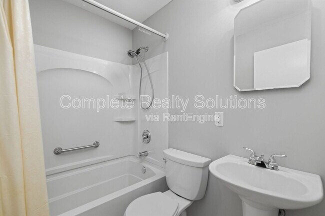 Building Photo - 10423 Balmoral Dr
