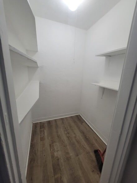 Pantry - 76 Bellevue St