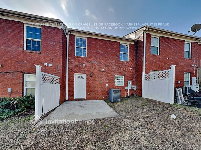 Building Photo - 6480 Snow Bird Ln