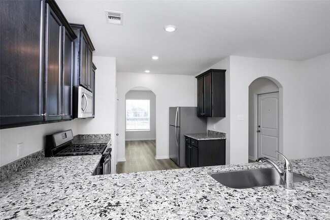 Building Photo - 462 Amberwood Pk Dr