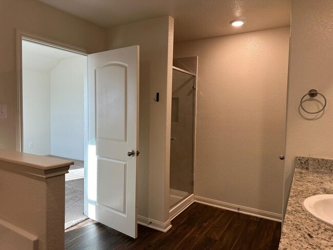 Building Photo - 225 Allington Cir