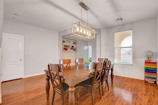 Building Photo - Spacious 4-Bedroom Home for Lease in Gated...