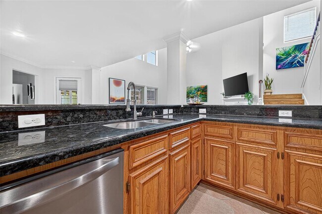 Building Photo - 13023 Porter Meadow Ln
