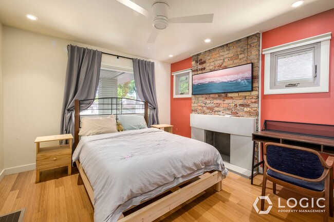 Building Photo - Beautiful Home in Excellent Location!
