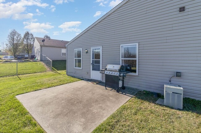 Building Photo - 130 Overbrook Ct