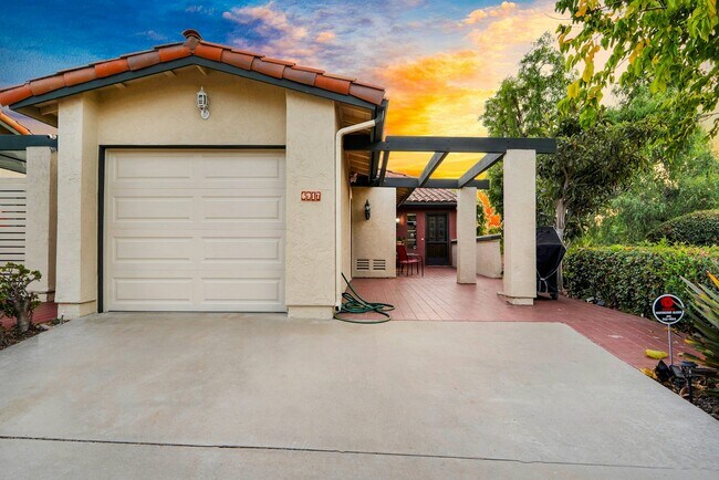 Primary Photo - 6917 Camino Revueltos