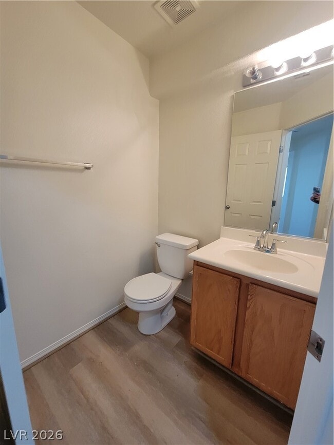 Building Photo - 3813 Bayamon St