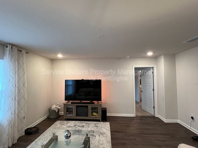 Building Photo - 921 Lovebird Ct