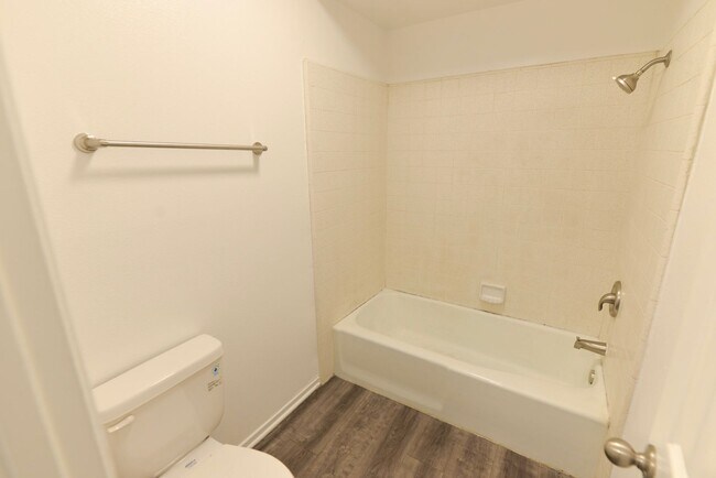 Building Photo - 2701 S El Camino Real