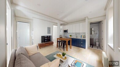 Building Photo - 4 bedroom in NEW YORK NY 10024