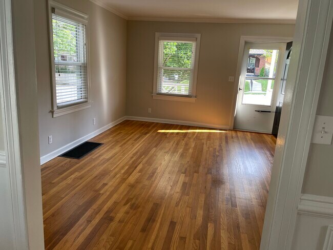 Building Photo - 6632 Britton Ave