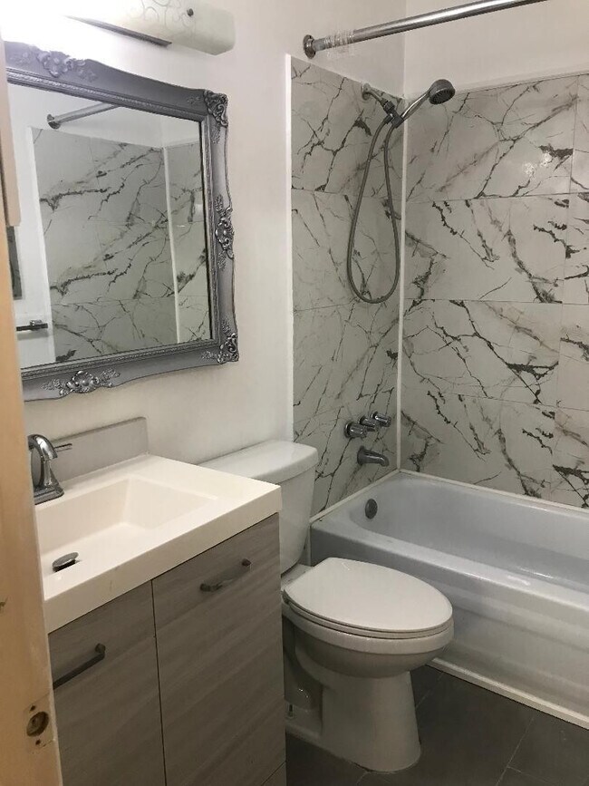 Building Photo - 5641 SW 2nd Ct