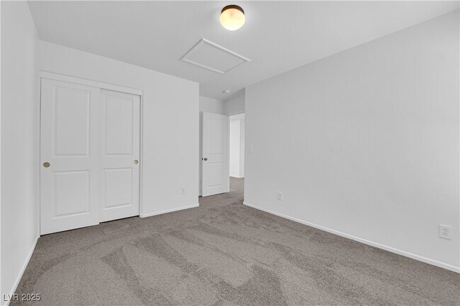 Building Photo - 6236 Halstead Ct