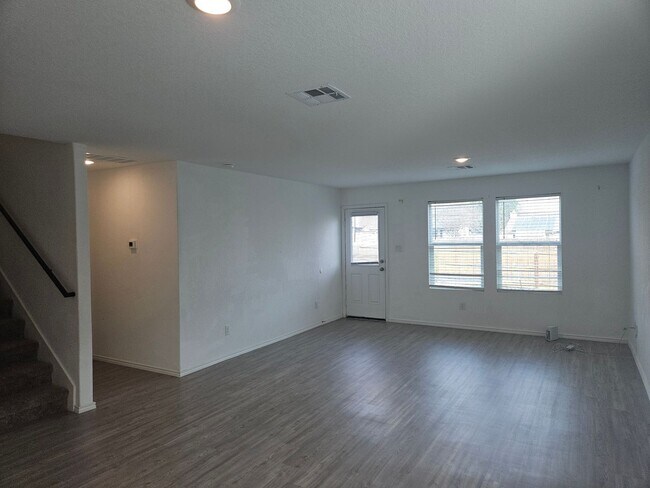 Building Photo - 4 Bedroom with 2 car garage