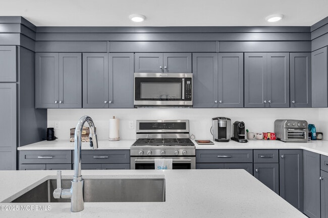 Building Photo - 150 Ocean Ave