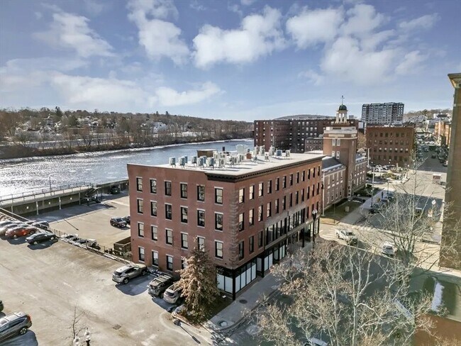 Building Photo - 200 Merrimack St