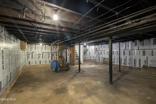 Building Photo - 364 Altamont Ave