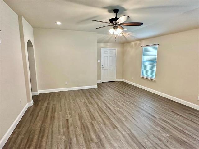 Building Photo - 1052 Decker Dr